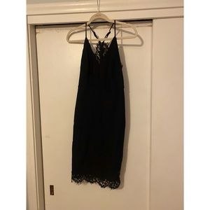 Black Lulus Dress: Size Medium. Never worn